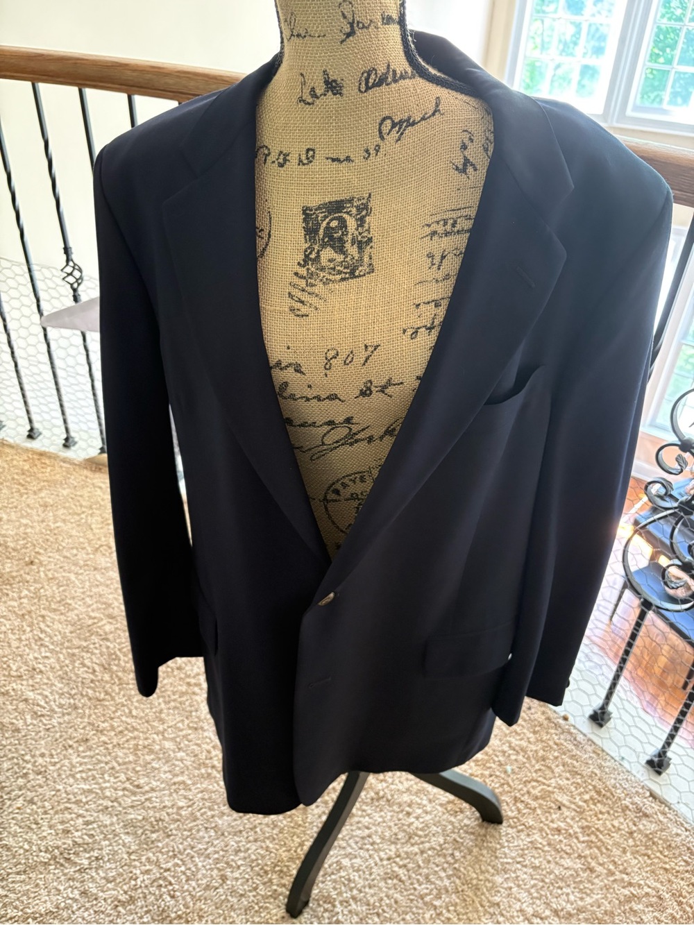 Men's Dark Navy Single-Breasted Suit Jacket - Classic Tailored Blazer